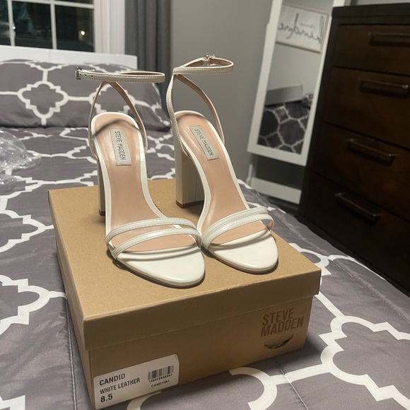 Steve Madden heels - Picture 2 of 4